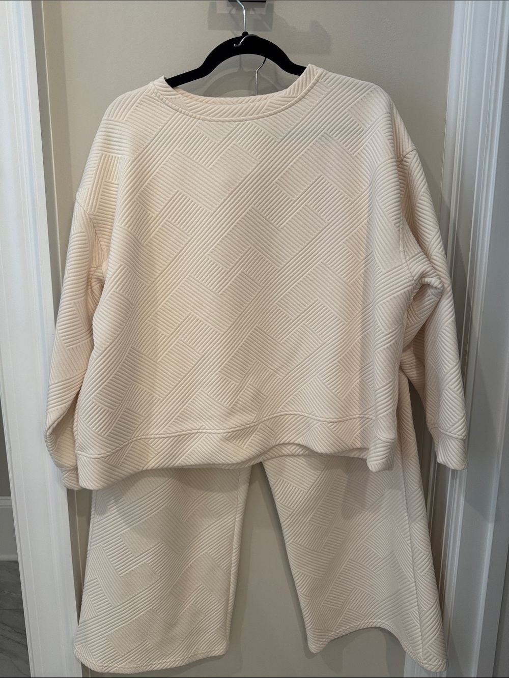 Cozy Cream Textured Women's lounge wear set